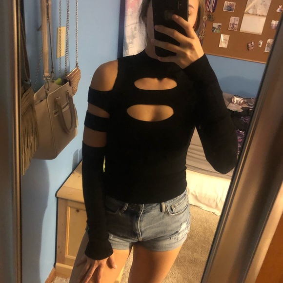 Cut out long sleeve from express - Picture 1 of 5